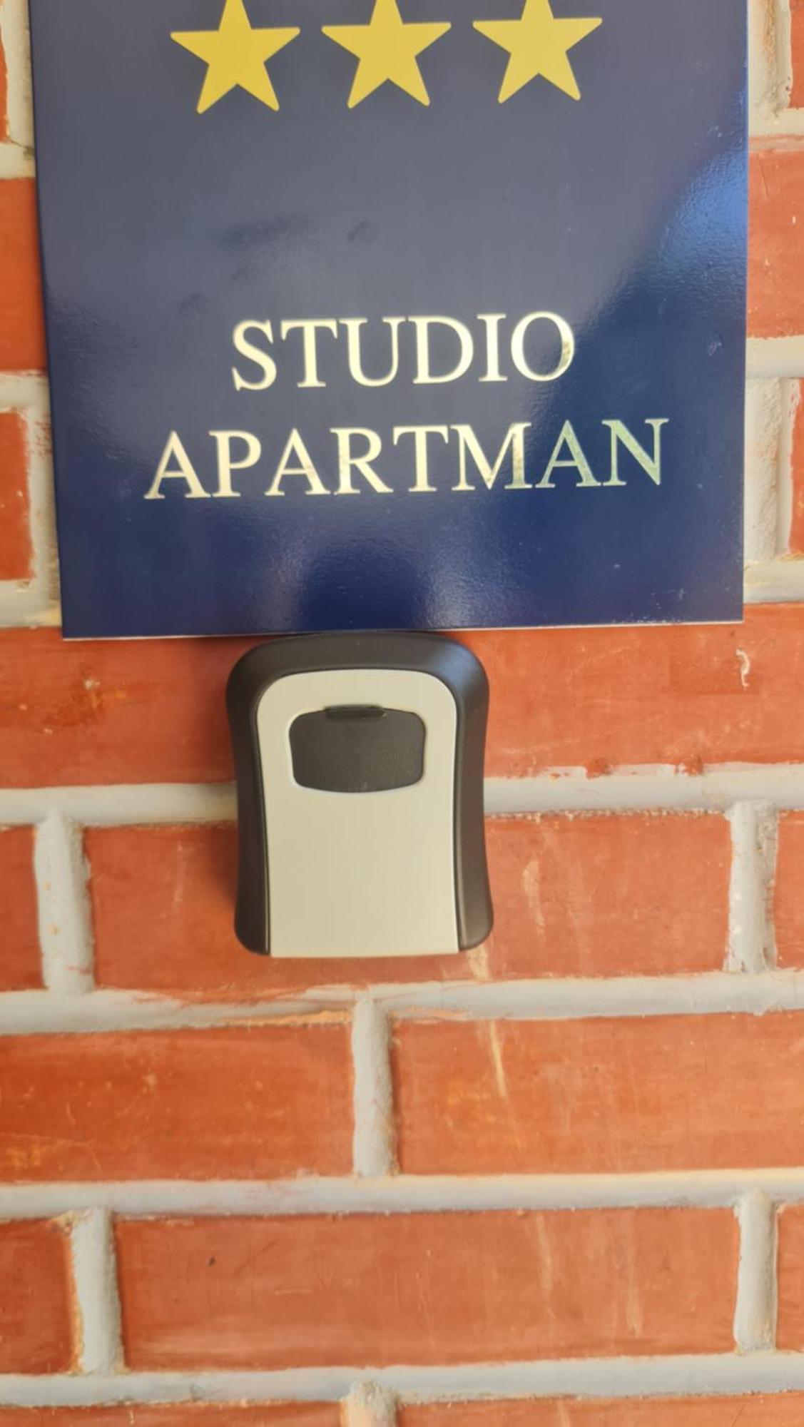 Studio Apartman Karler Karlovac Luaran gambar